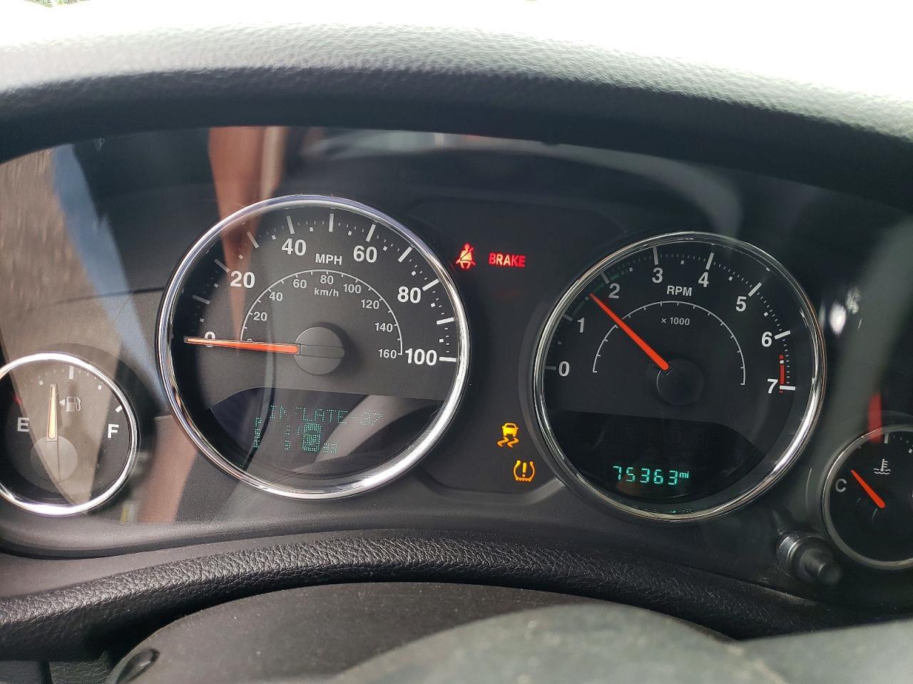 2016 JEEP WRANGLER — фото 9