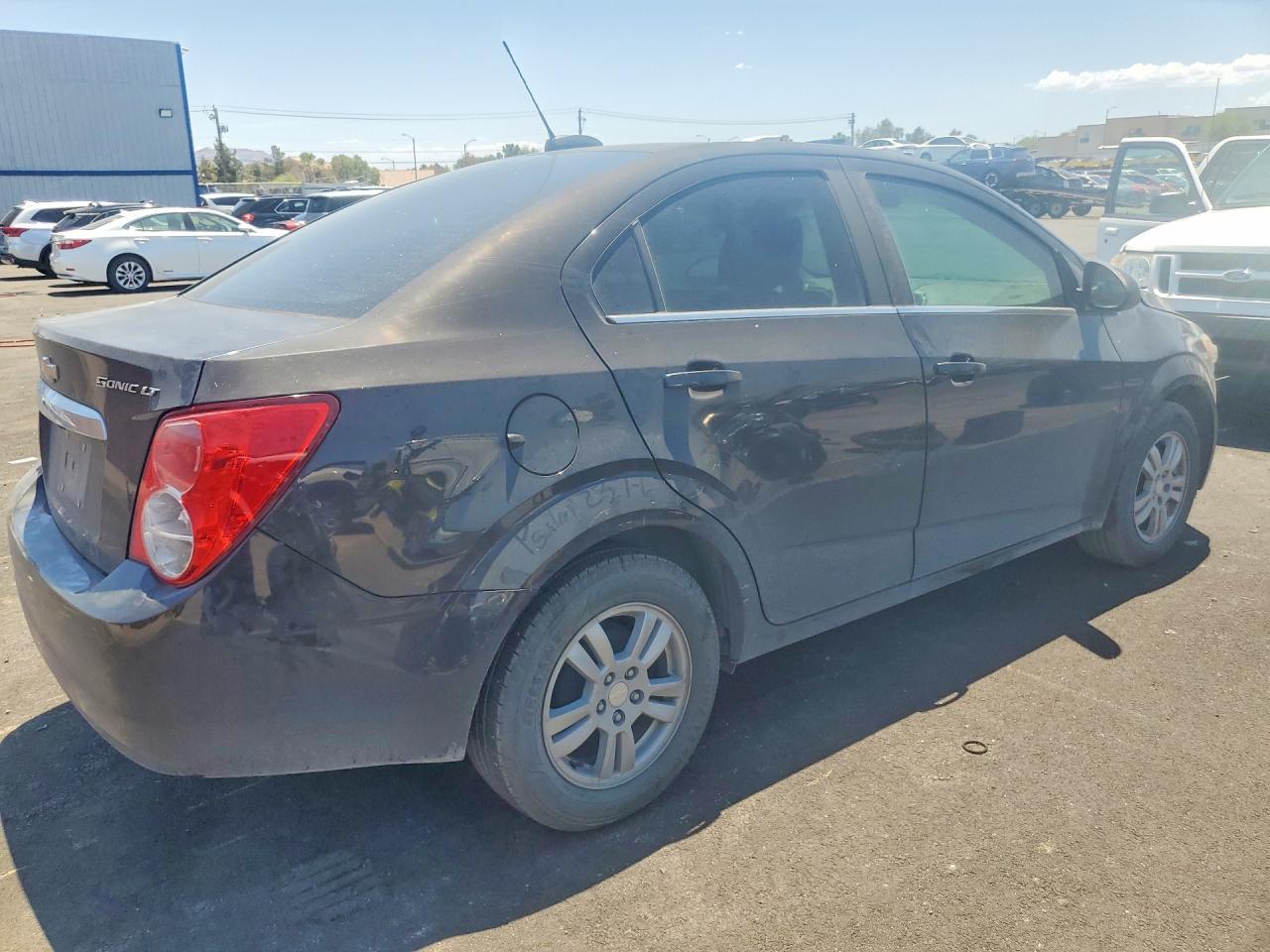 2016 CHEVROLET SONIC — фото 3