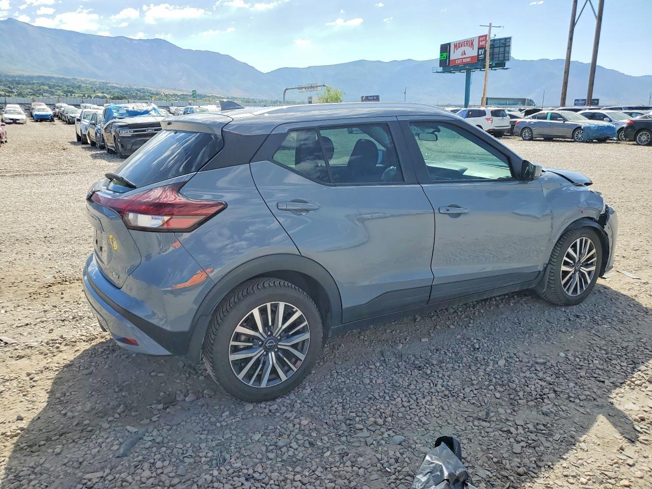 2023 NISSAN KICKS — фото 3