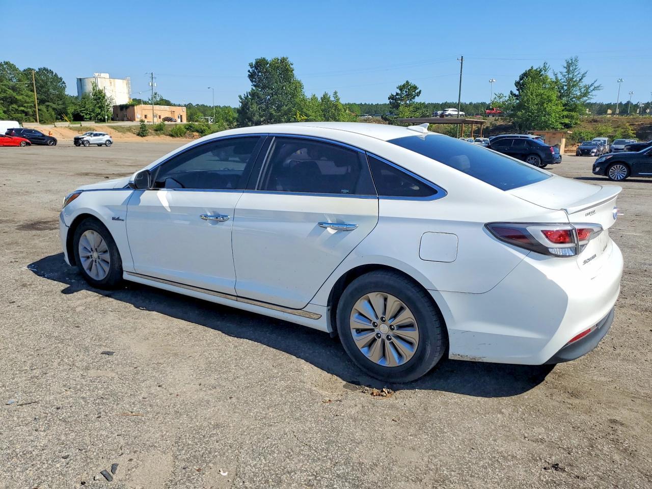 HYUNDAI SONATA HYBRID