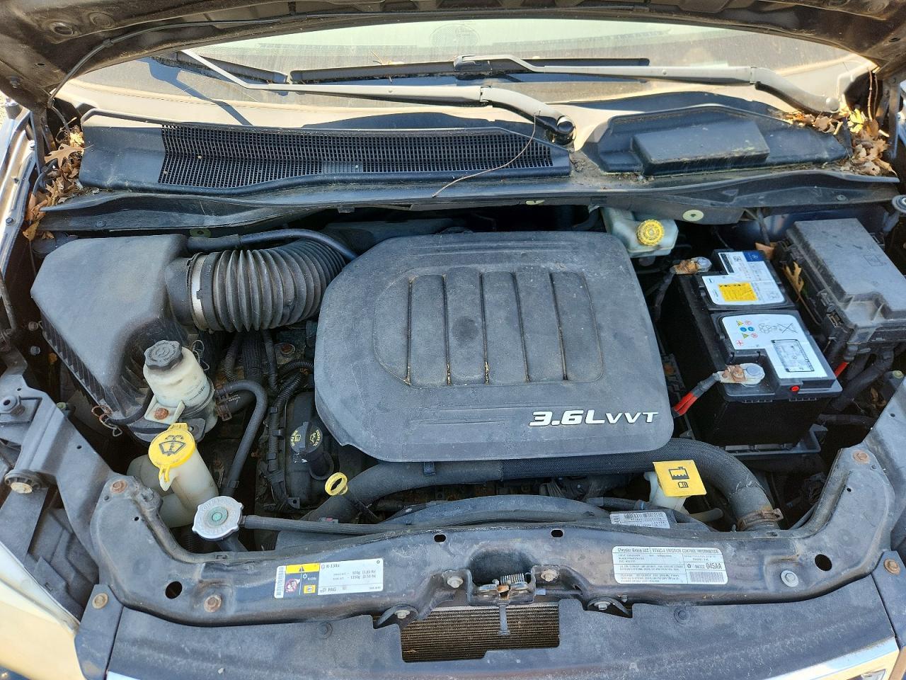 CHRYSLER TOWN & COUNTRY
