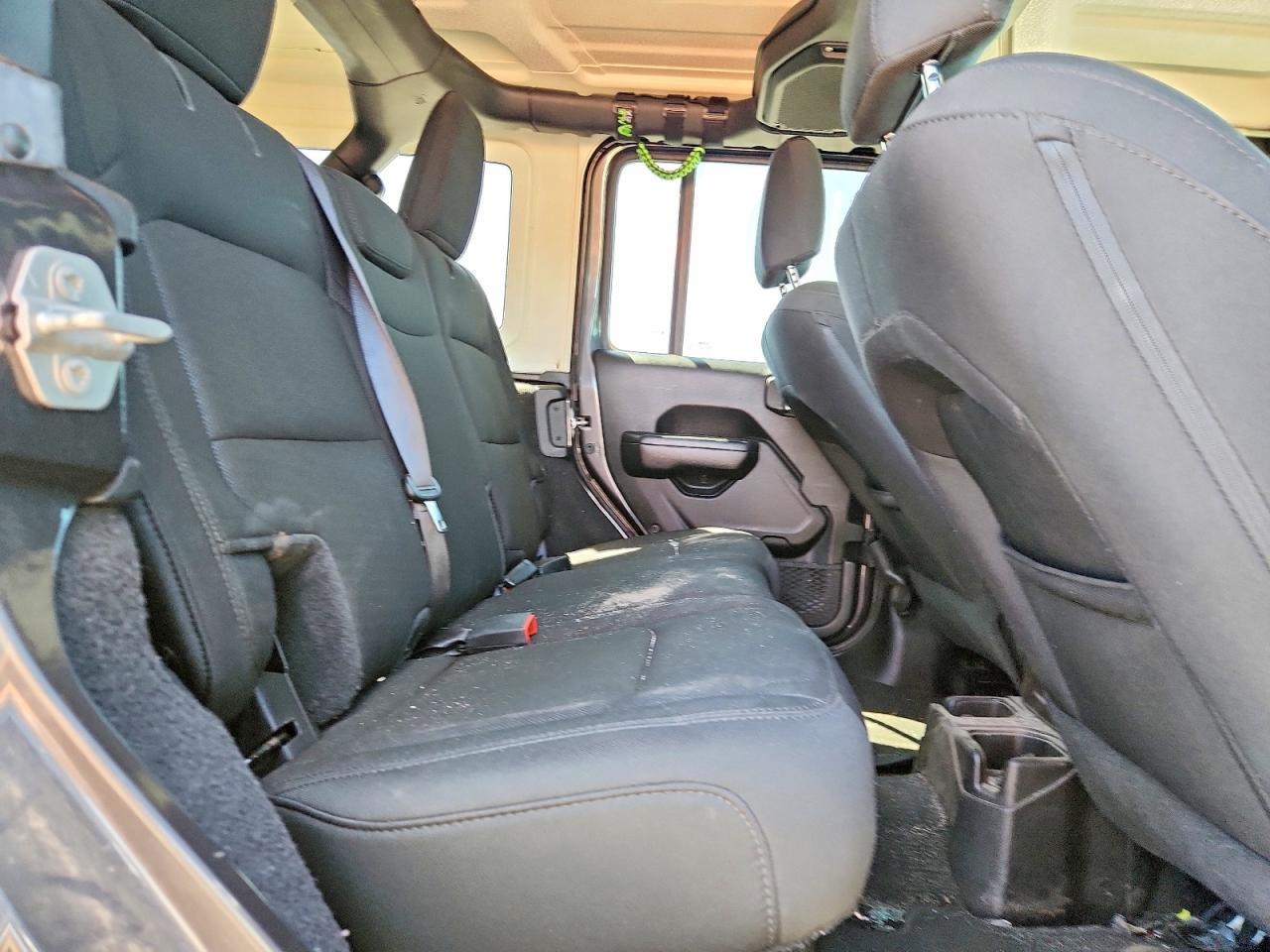 2019 JEEP WRANGLER — фото 10