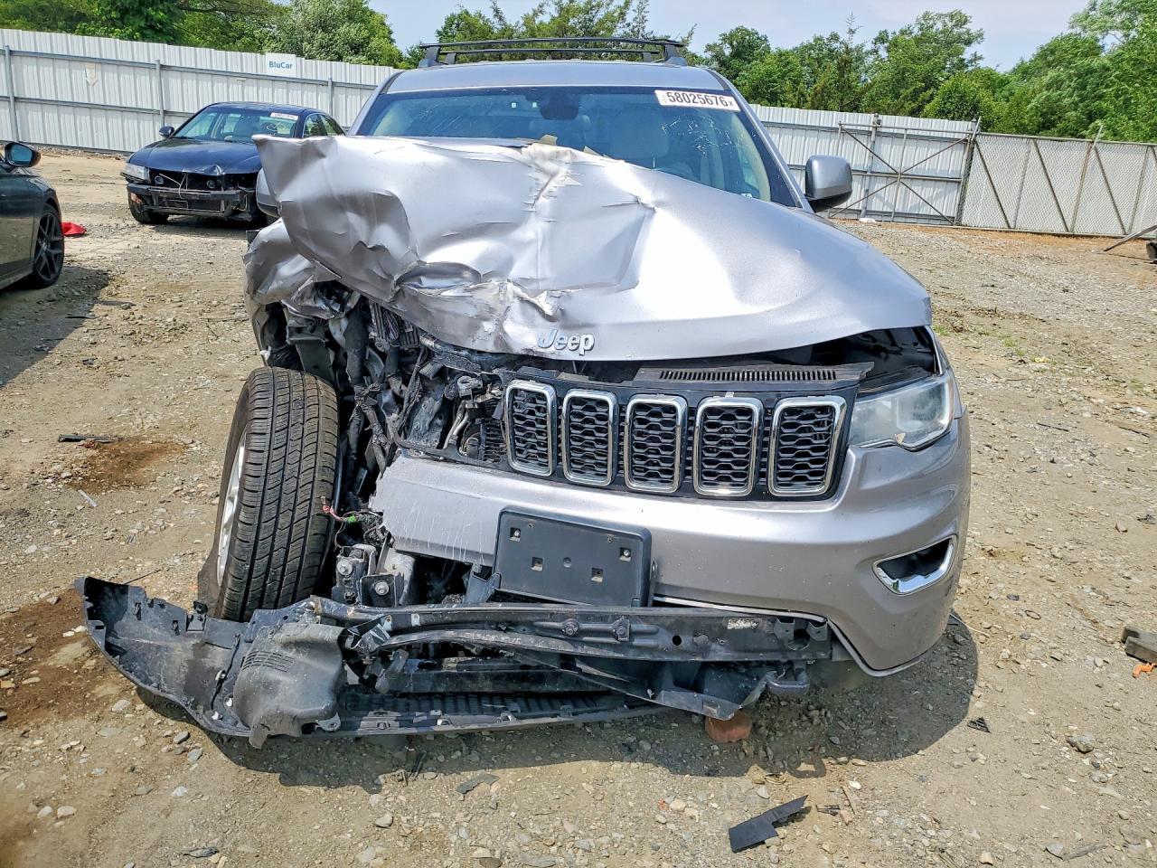 2019 JEEP GRAND CHEROKEE — фото 5