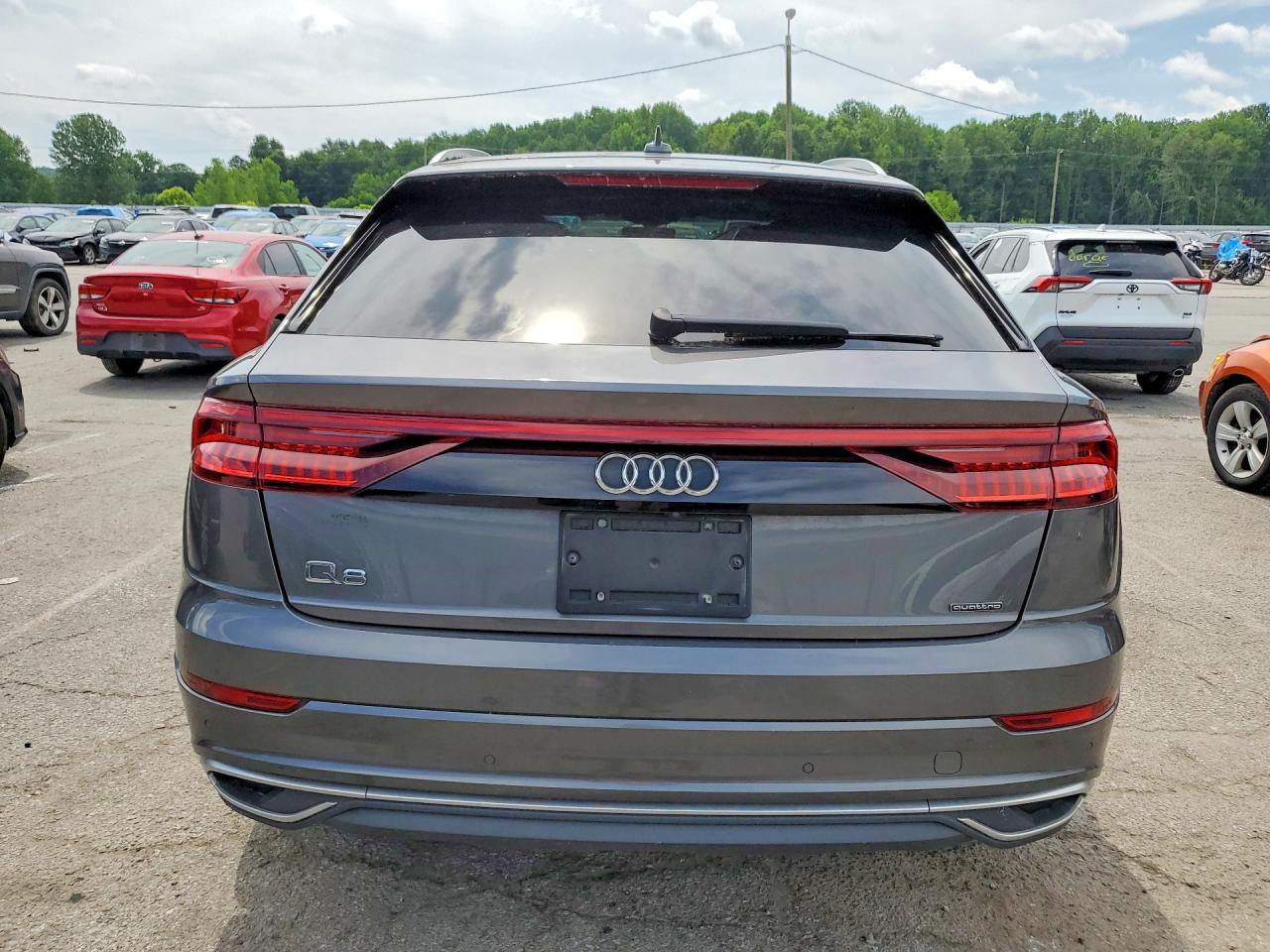 2019 AUDI Q8 — фото 6