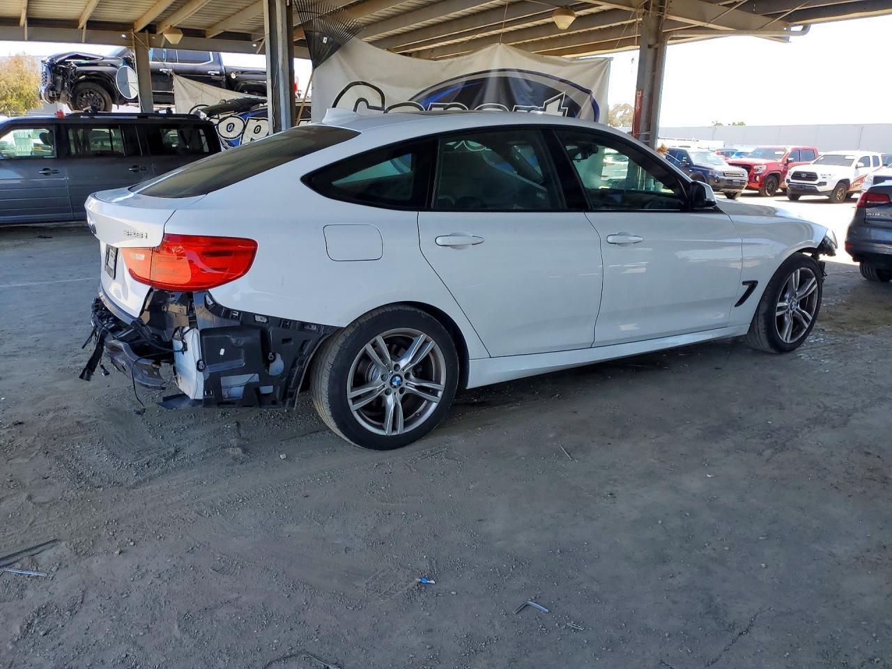2015 BMW 3 SERIES GT — фото 3