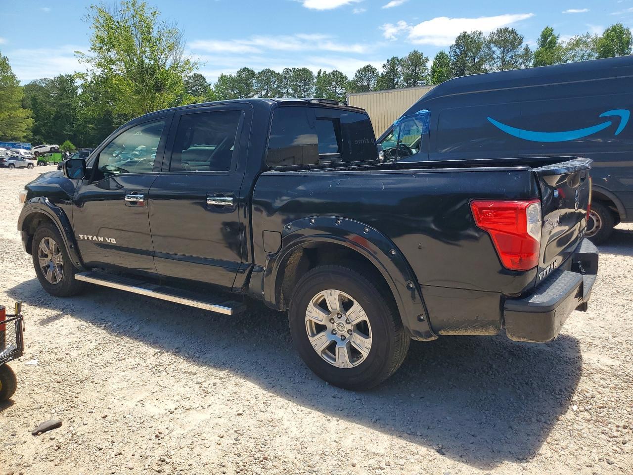 NISSAN TITAN