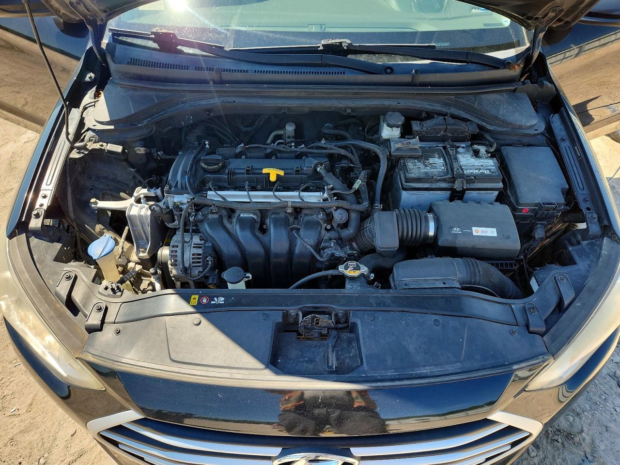 2017 HYUNDAI ELANTRA — фото 11