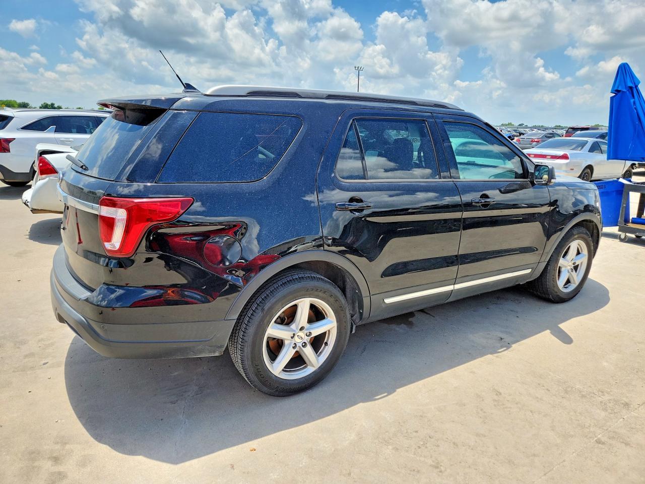 2019 FORD EXPLORER — фото 3