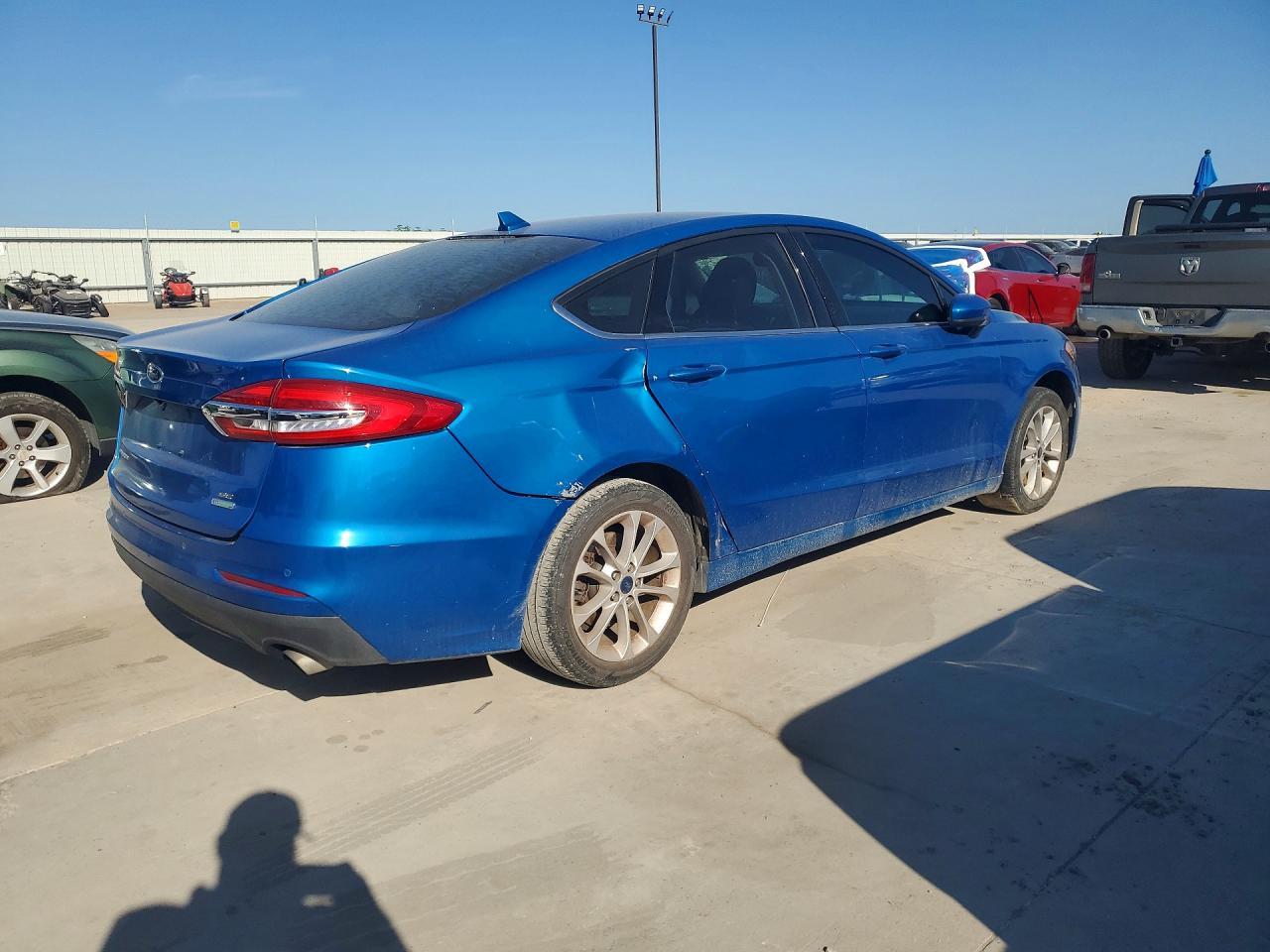 FORD FUSION