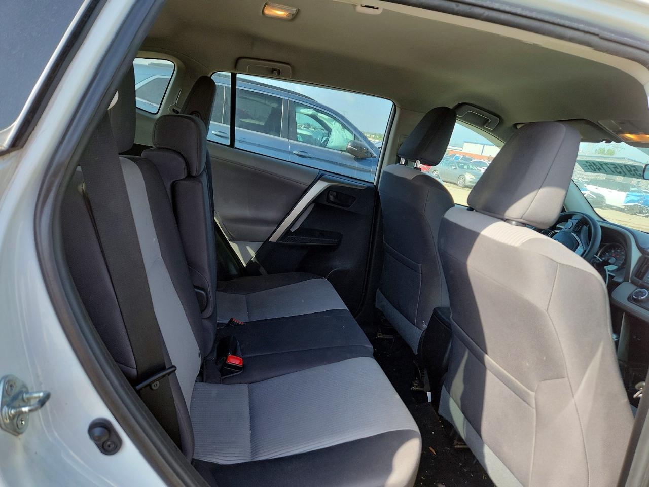 2013 TOYOTA RAV4 — фото 10