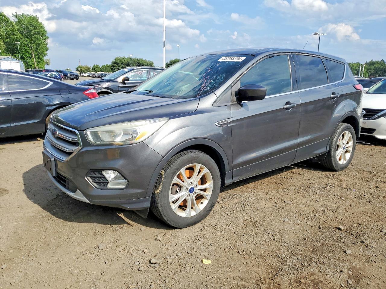 2017 FORD ESCAPE — фото 1