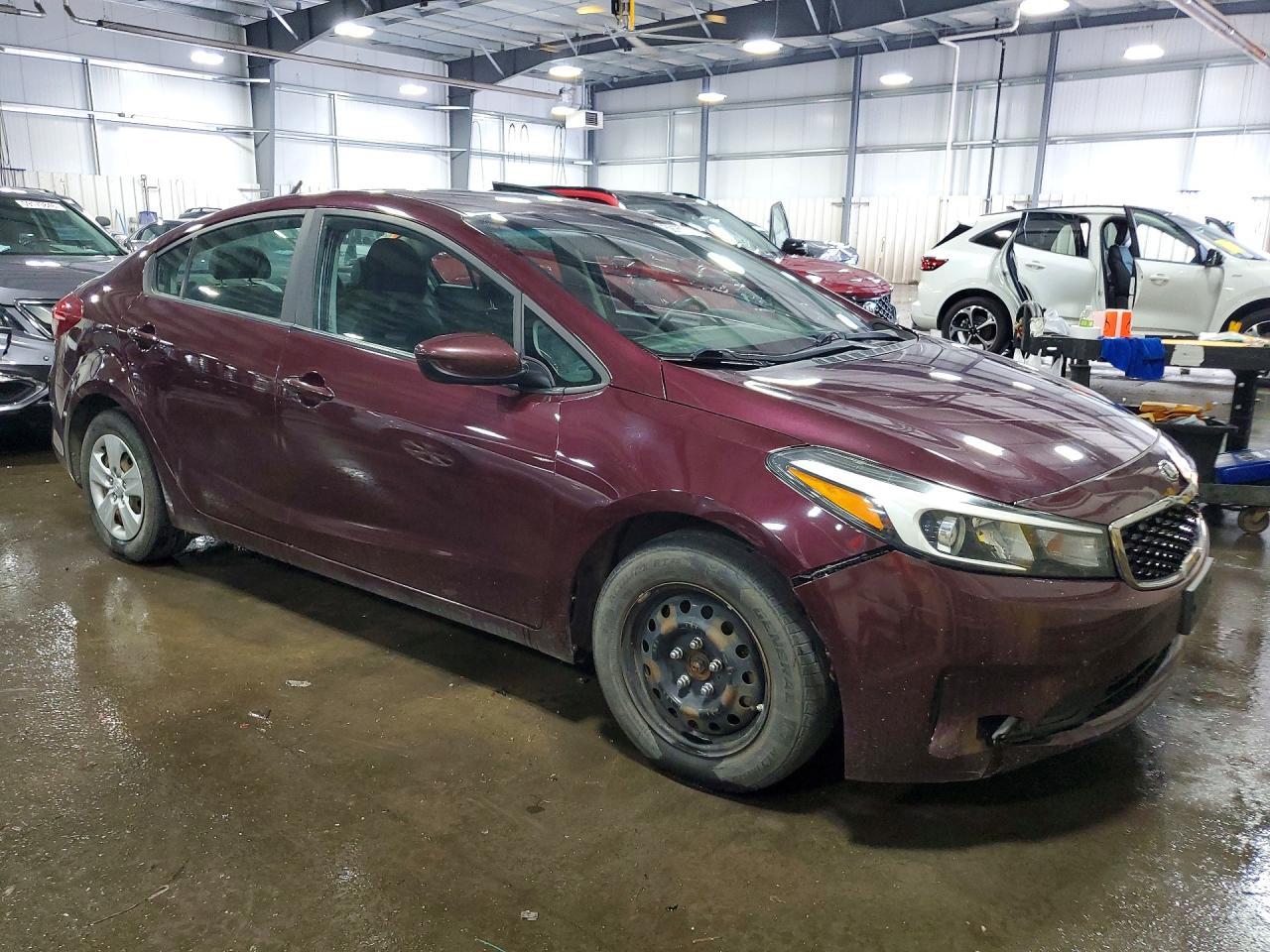 2017 KIA FORTE — фото 4