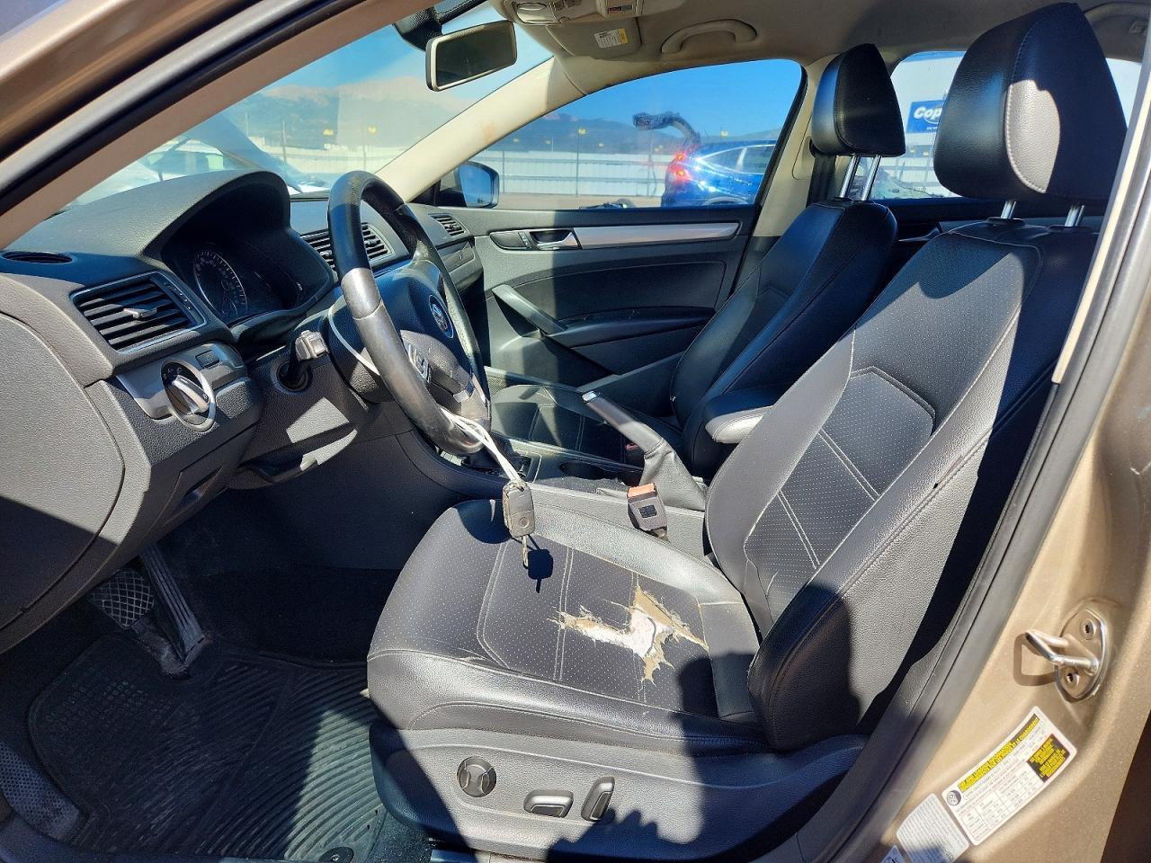 2015 VOLKSWAGEN PASSAT — фото 7