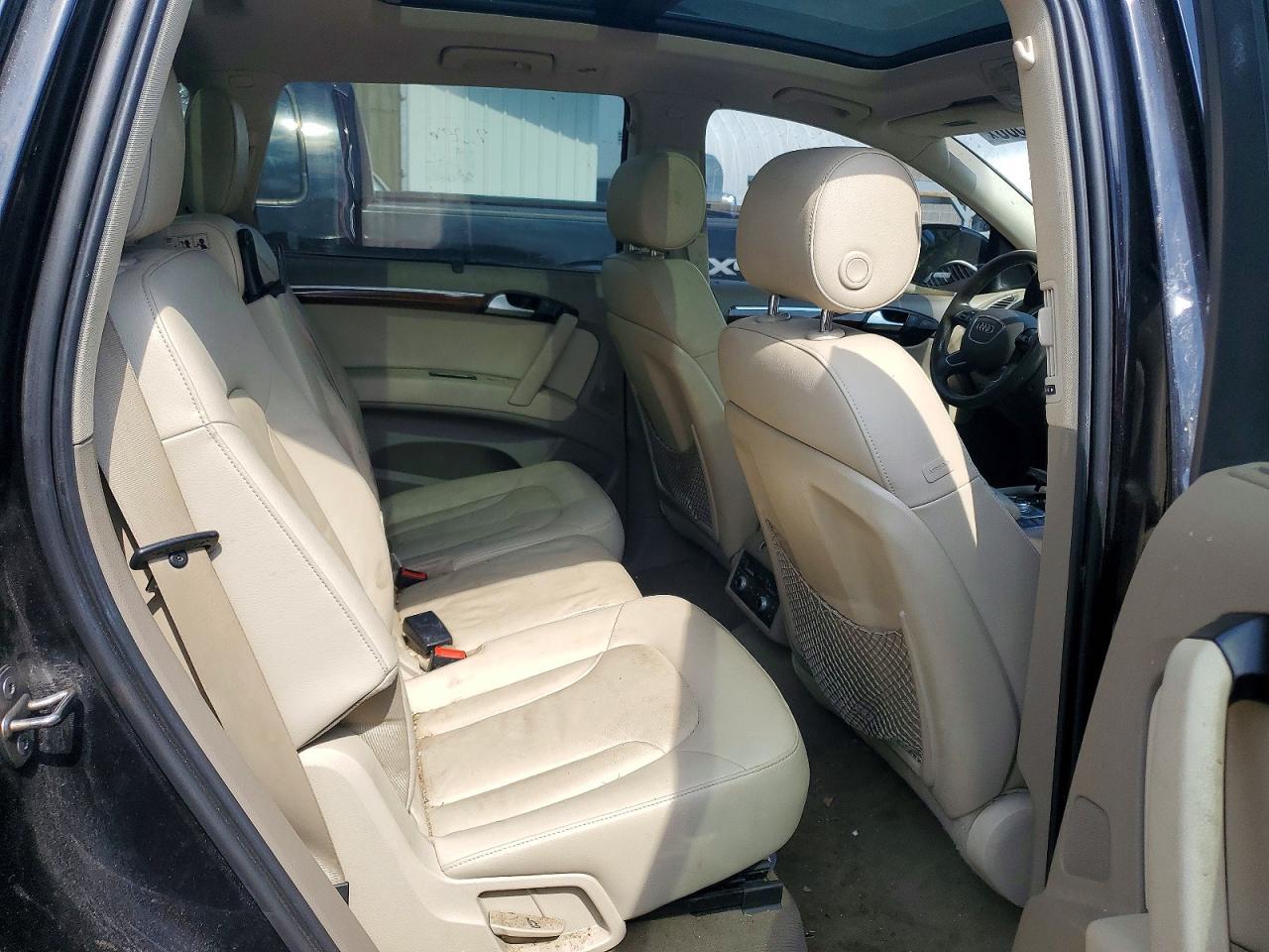 2015 AUDI Q7 — фото 11