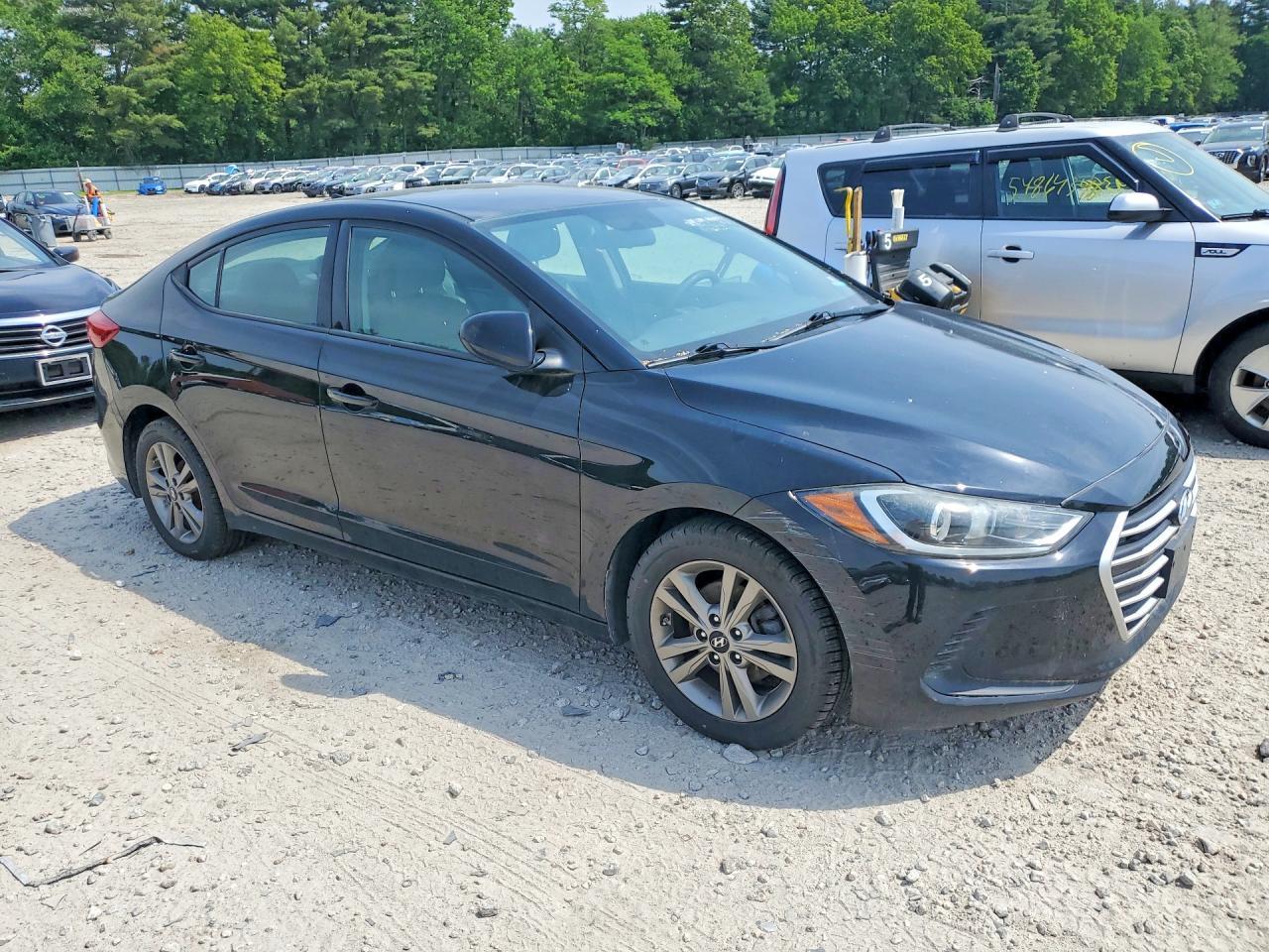 2017 HYUNDAI ELANTRA — фото 4