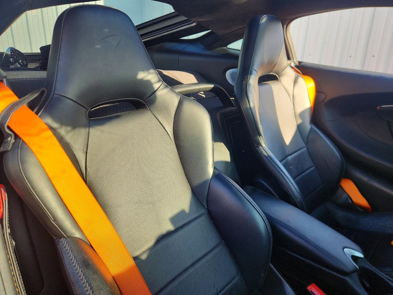 MCLAREN GT