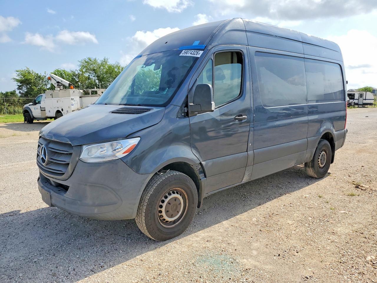 2019 MERCEDES-BENZ SPRINTER — фото 1