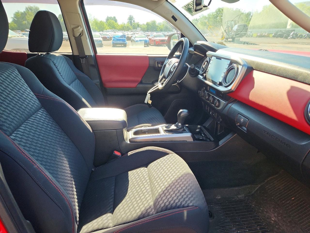 TOYOTA TACOMA