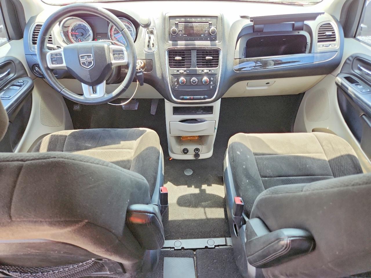 2012 DODGE GRAND CARAVAN — фото 8