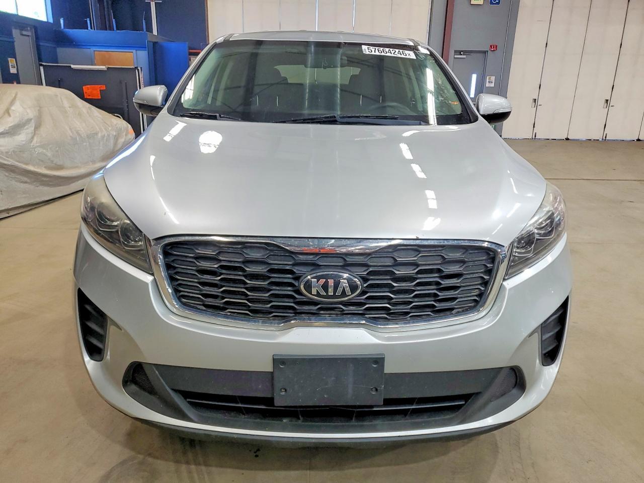2019 KIA SORENTO — фото 5