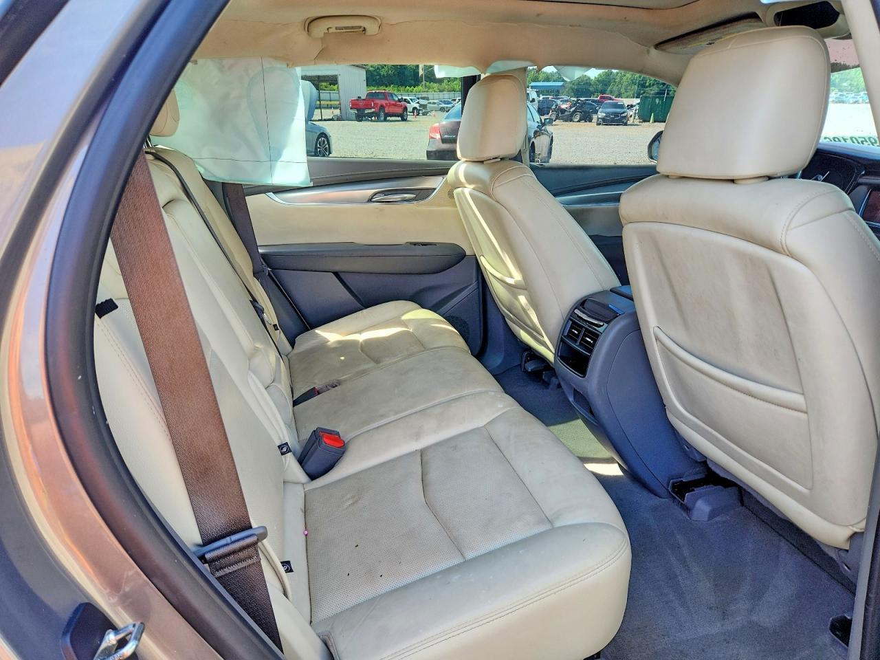 2019 CADILLAC XT5 — фото 11