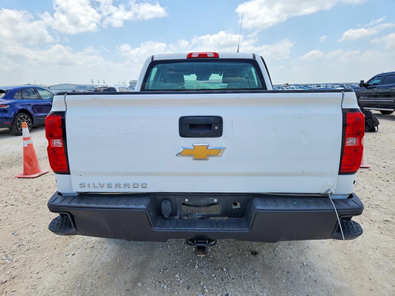 2018 CHEVROLET SILVERADO 1500 — фото 6