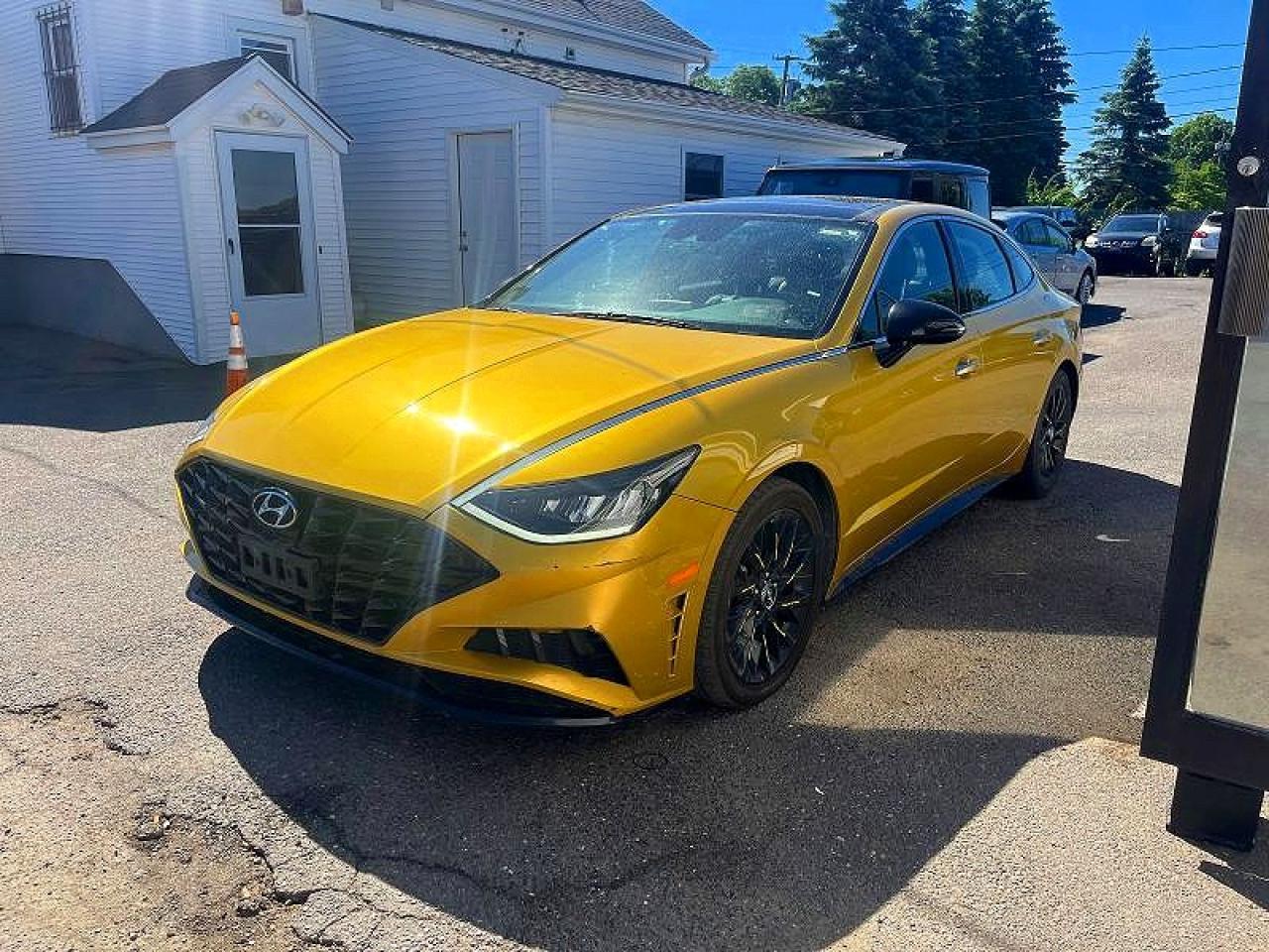 HYUNDAI SONATA