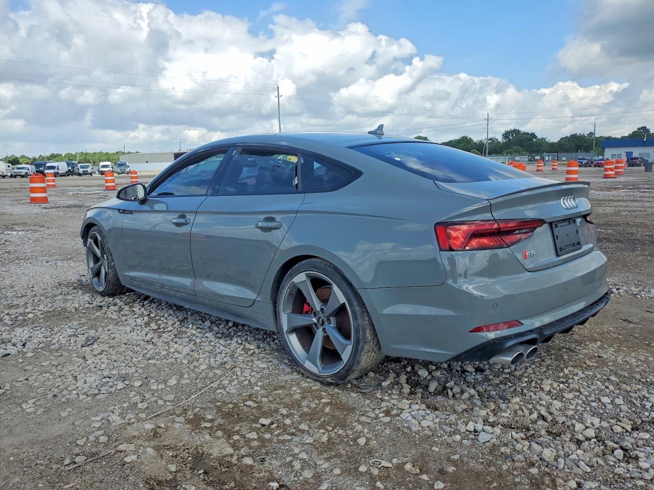 2019 AUDI RS5 — фото 2