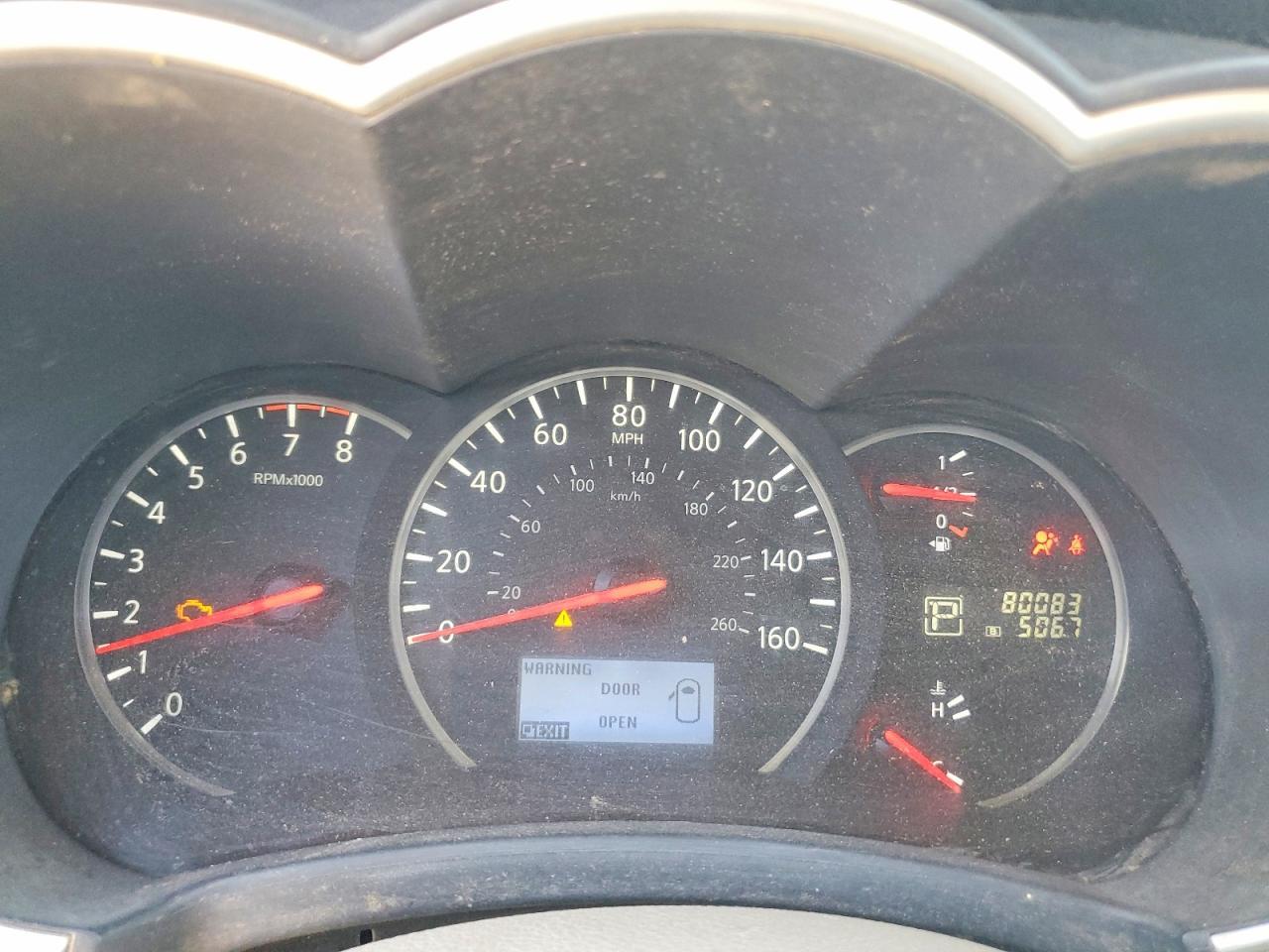NISSAN QUEST