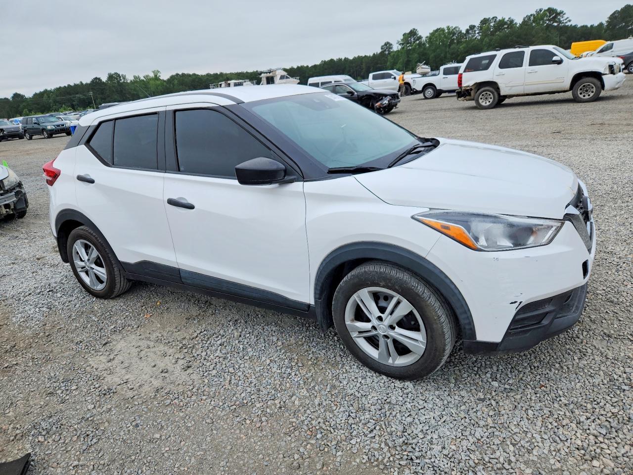 2020 NISSAN KICKS — фото 4