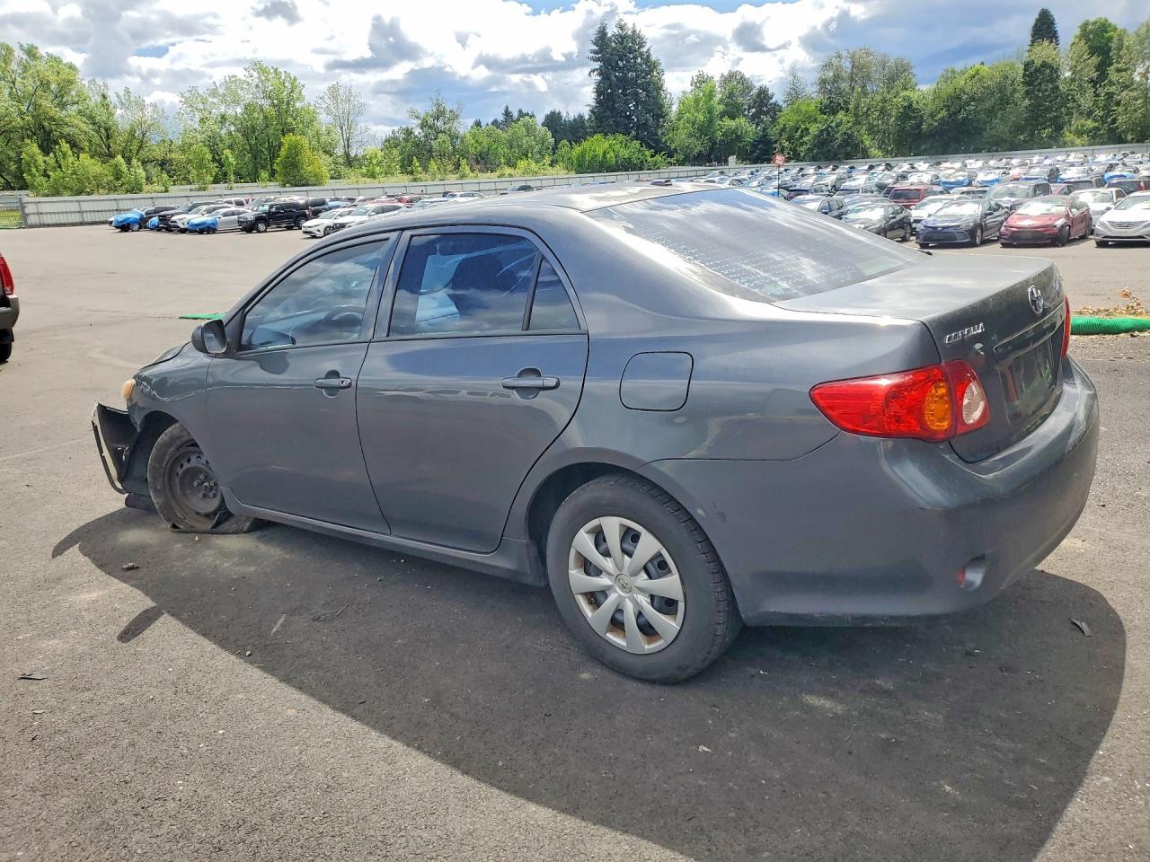 2010 TOYOTA COROLLA — фото 2