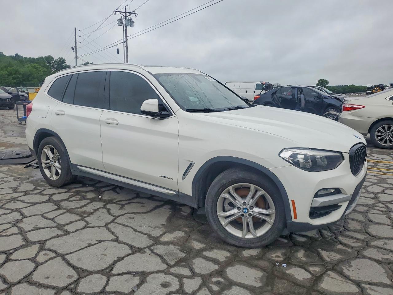 2018 BMW X3 — фото 4