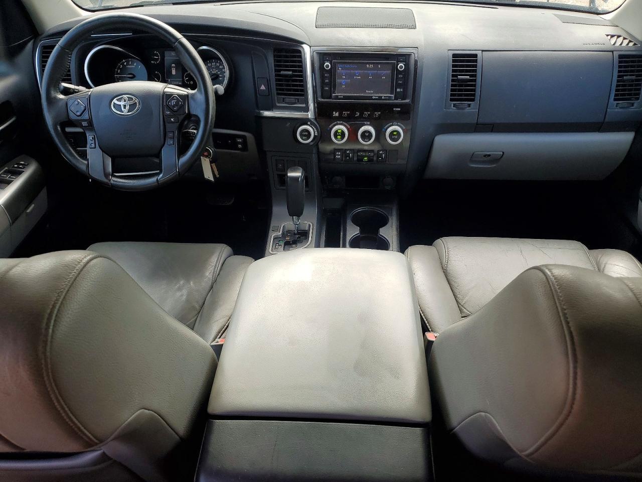 2019 TOYOTA SEQUOIA — фото 8