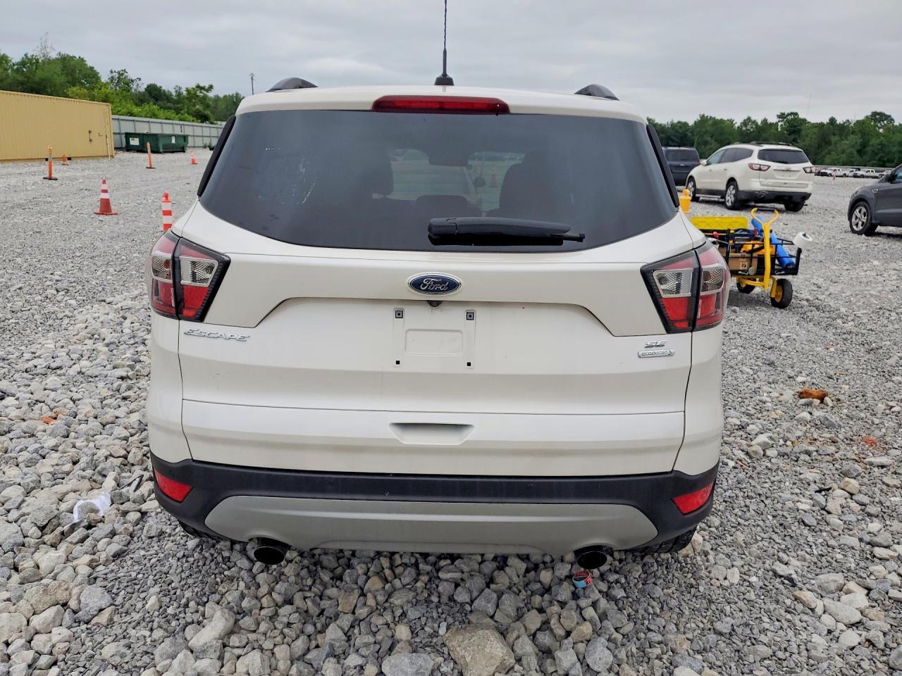 FORD ESCAPE