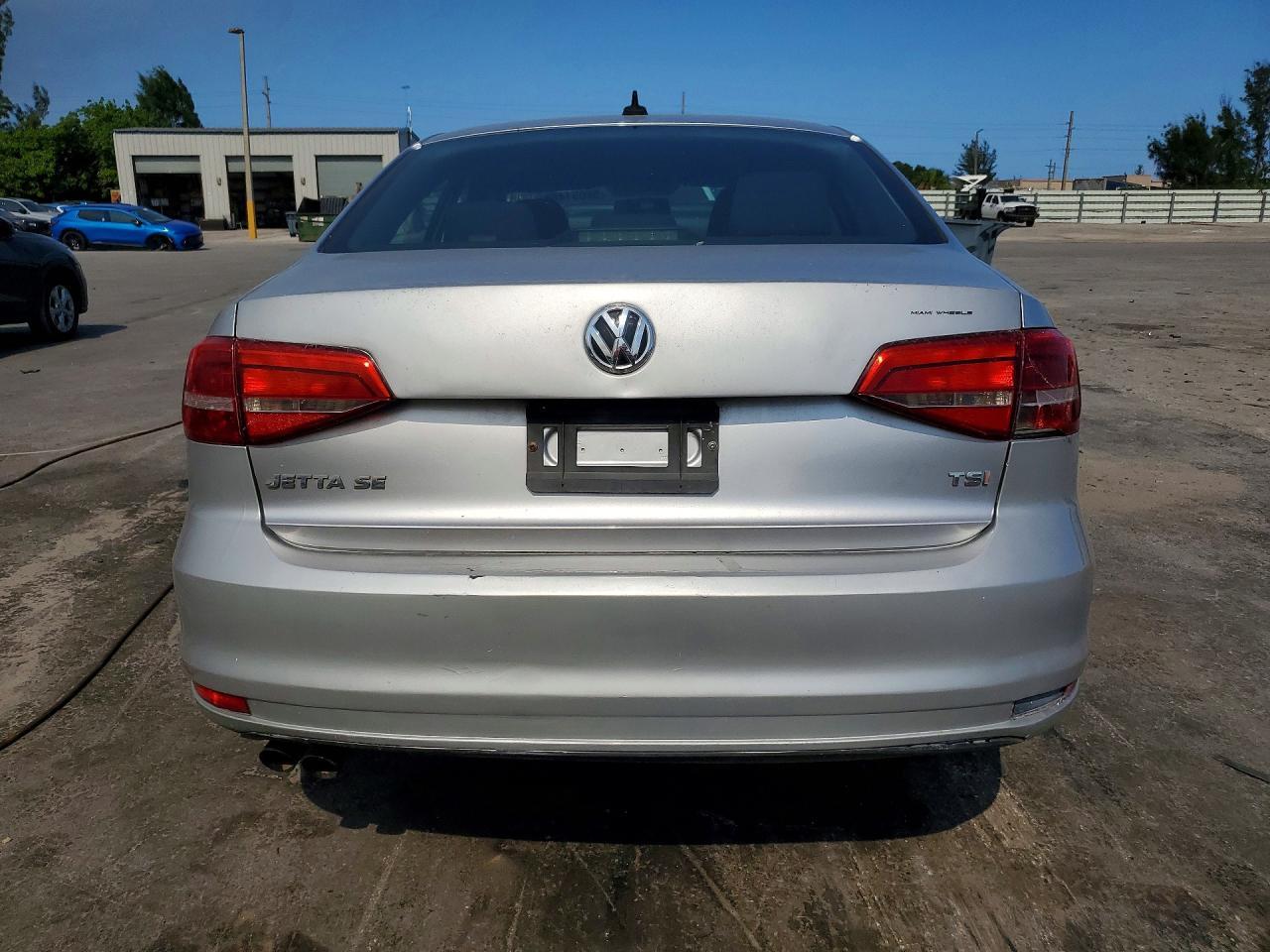 2015 VOLKSWAGEN JETTA — фото 6