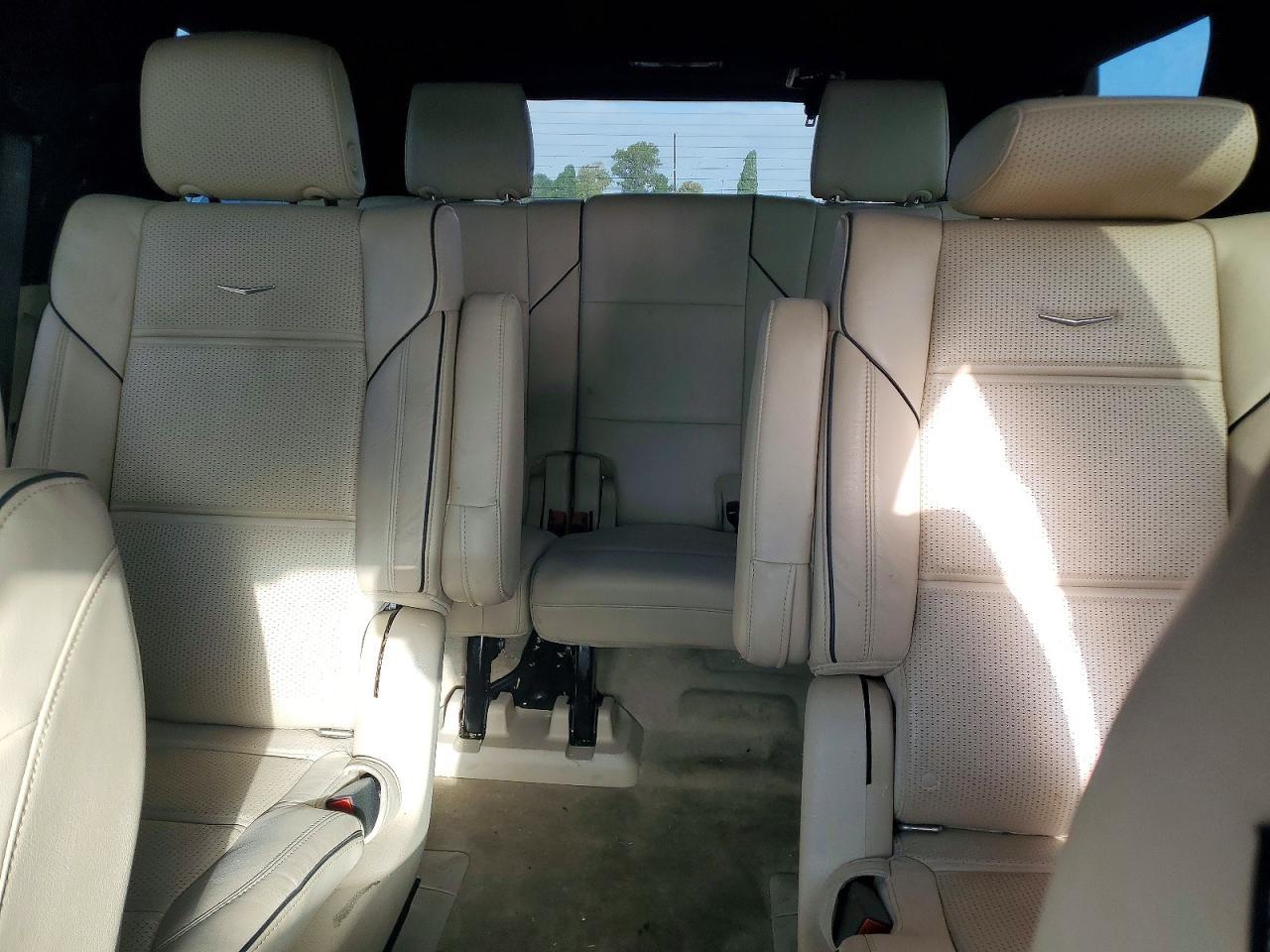 2021 CADILLAC ESCALADE — фото 10