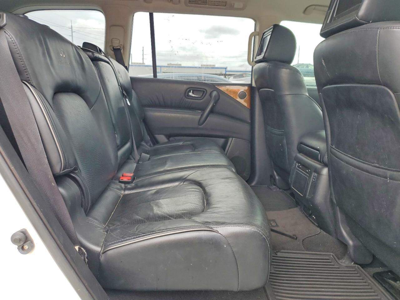 INFINITI QX80