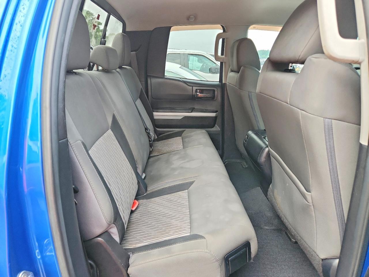 2017 TOYOTA TUNDRA — фото 10