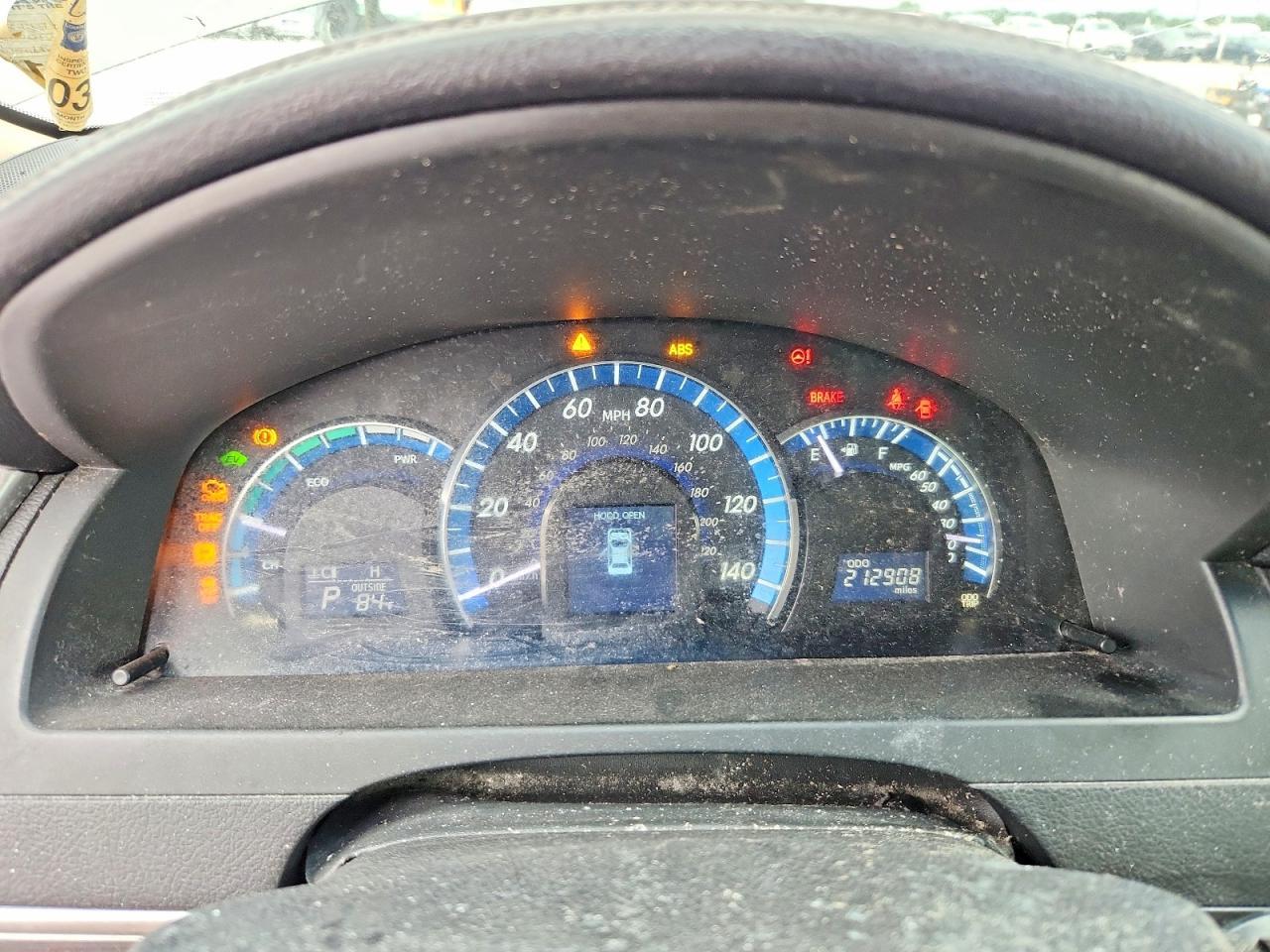 2012 TOYOTA CAMRY HYBRID — фото 9