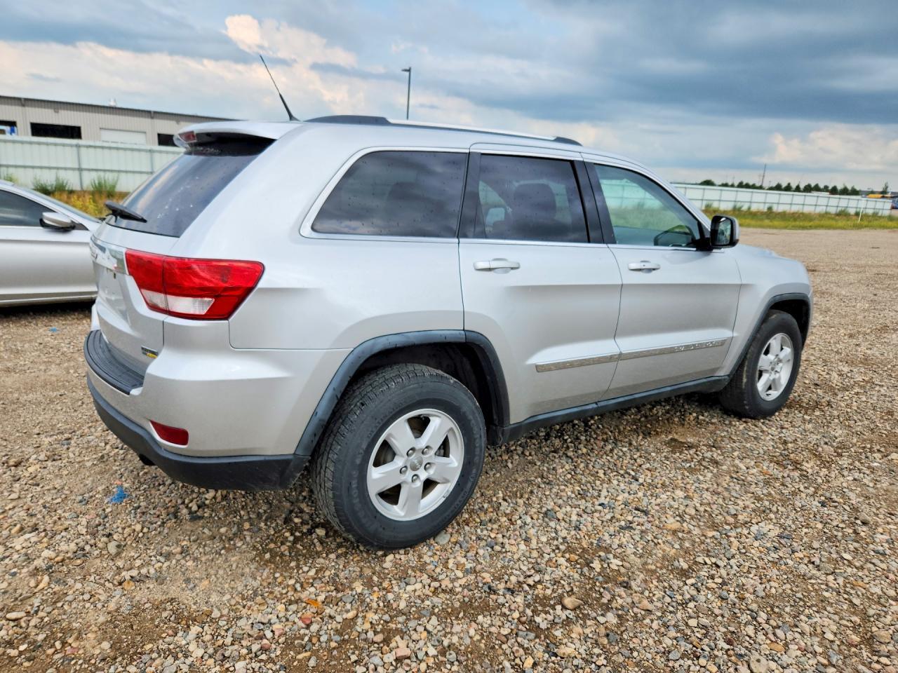 2011 JEEP GRAND CHEROKEE — фото 3