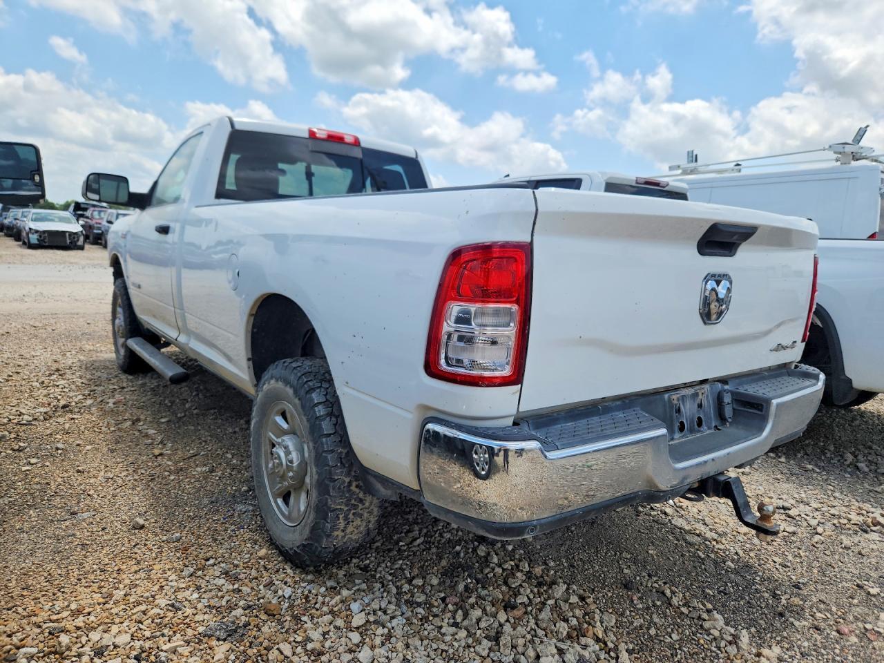 2019 RAM 2500 — фото 2