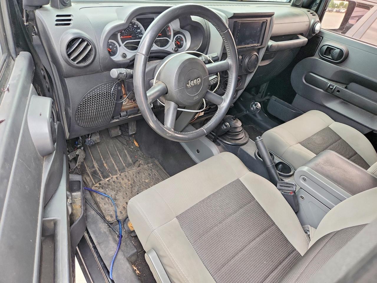 2010 JEEP WRANGLER — фото 8
