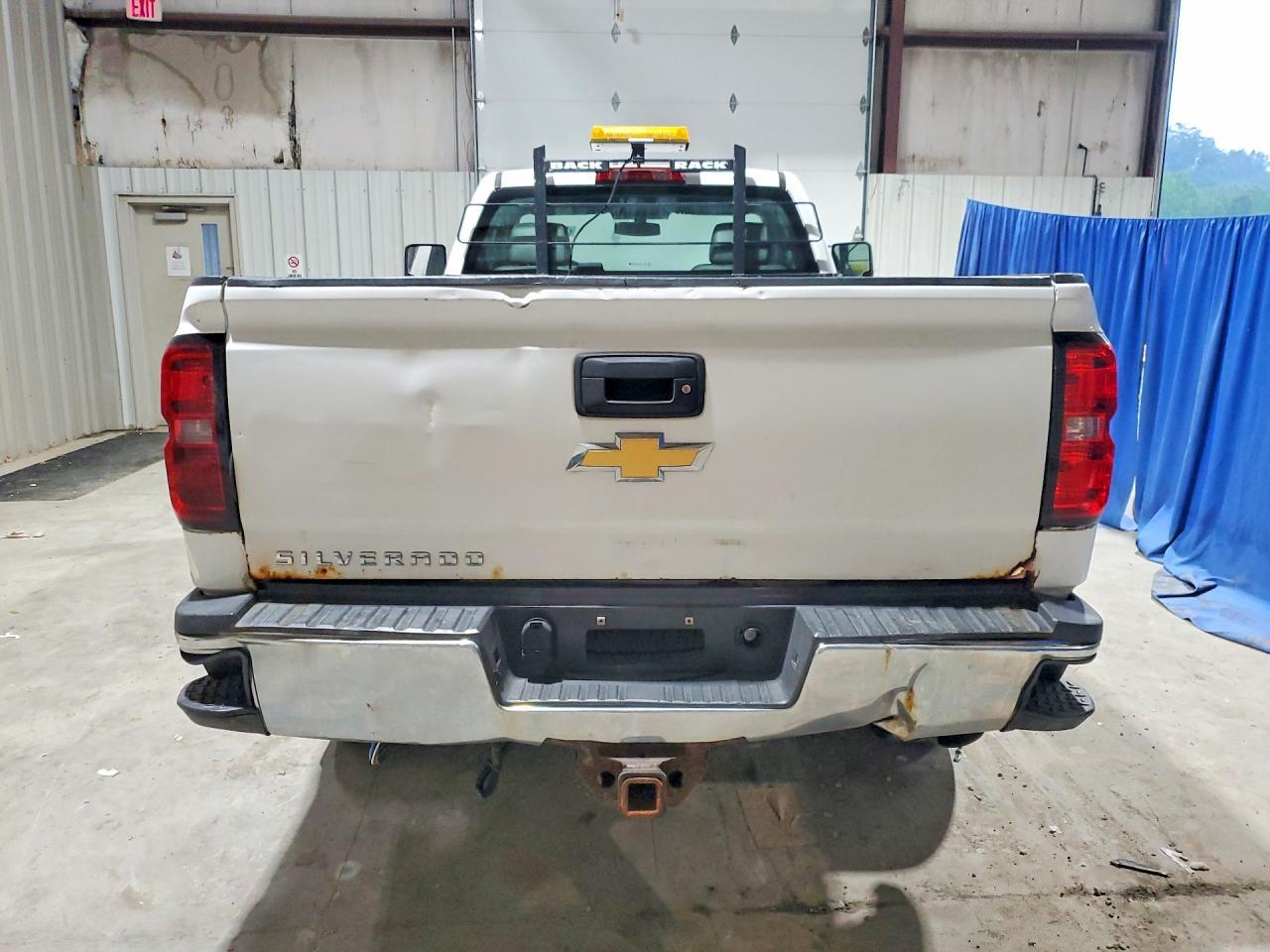 2015 CHEVROLET SILVERADO 3500 — фото 6