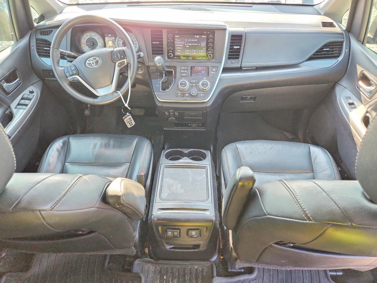 2018 TOYOTA SIENNA — фото 8