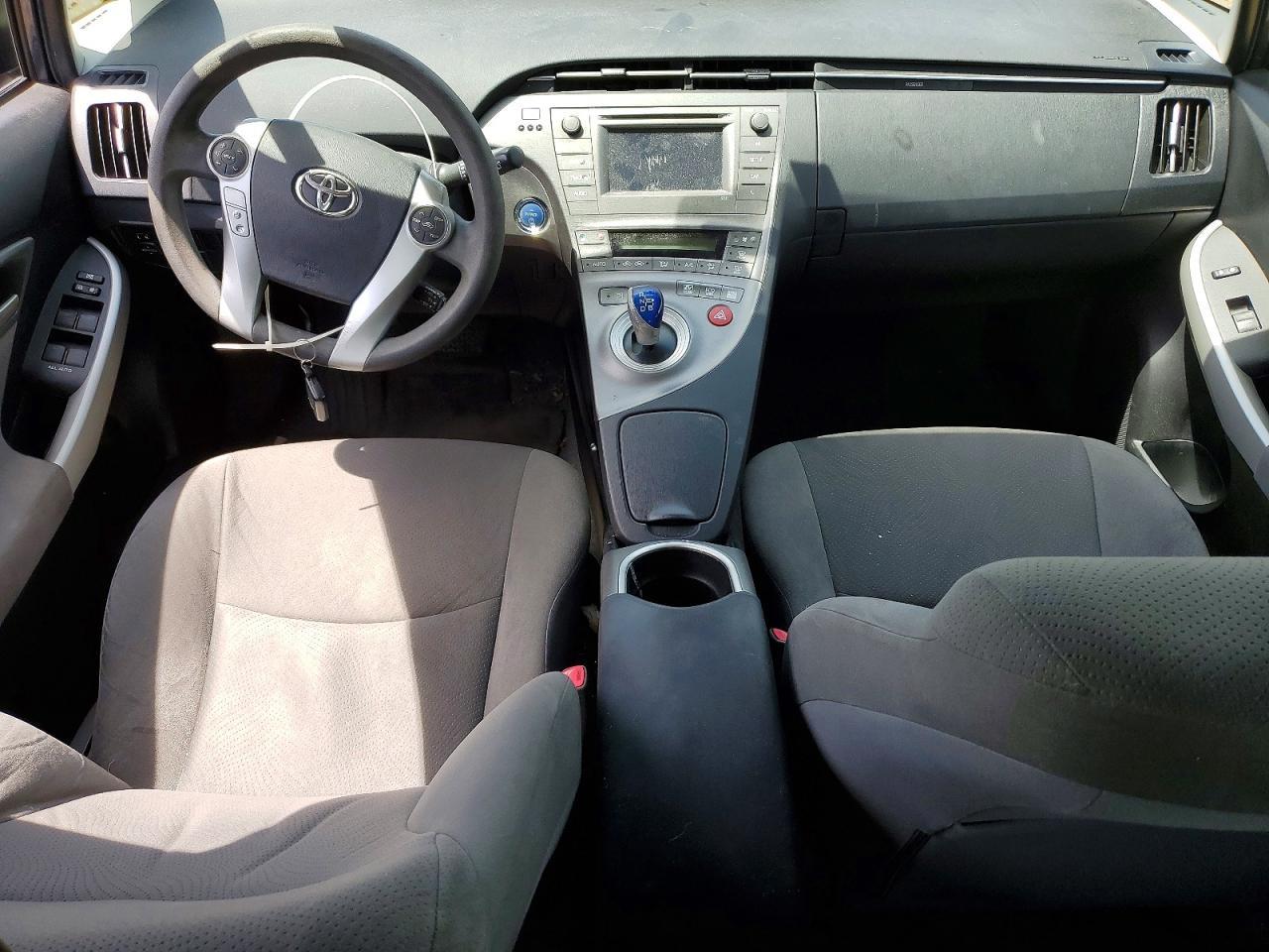 2012 TOYOTA PRIUS — фото 8