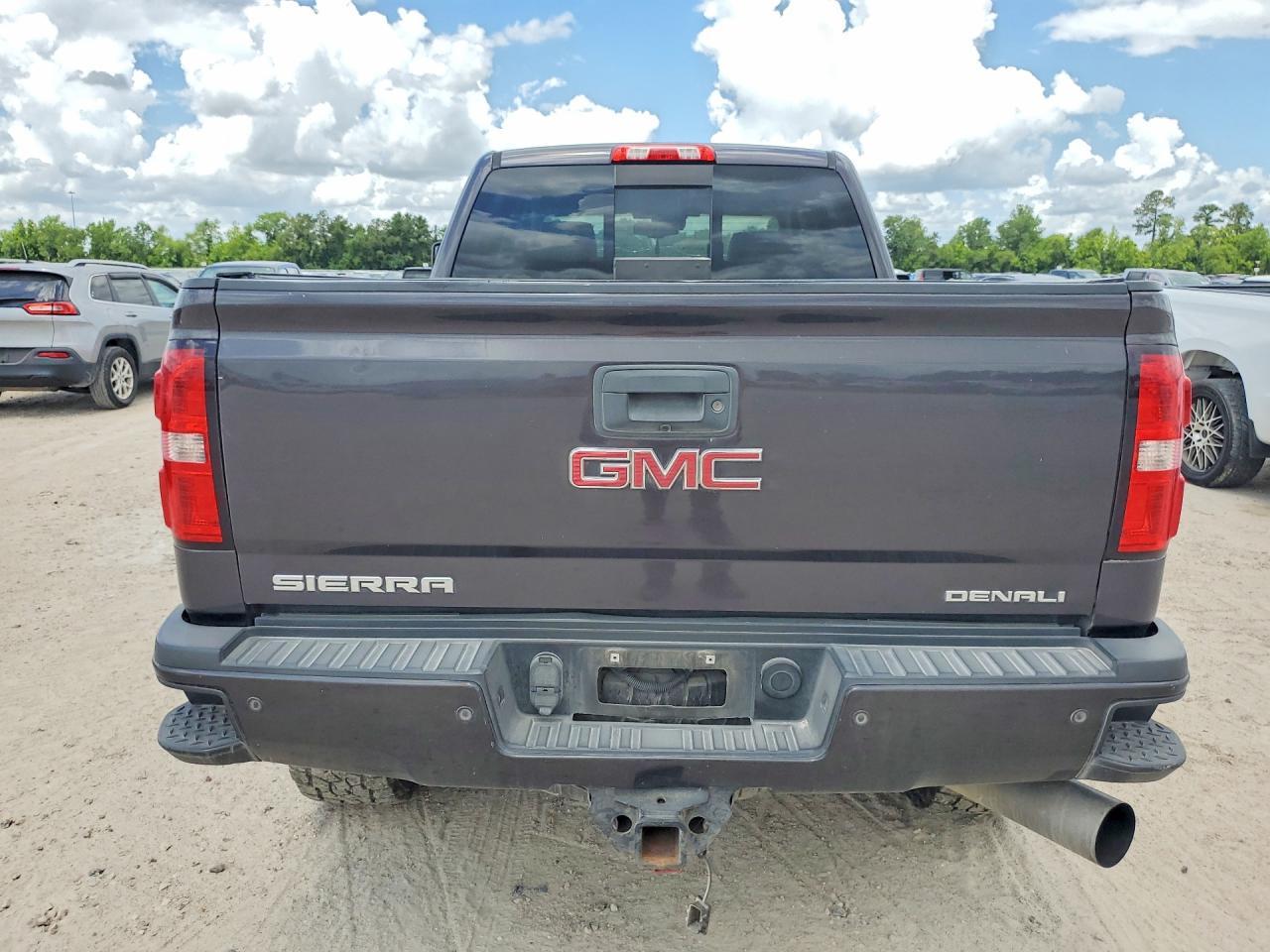 2015 GMC SIERRA 3500HD — фото 6
