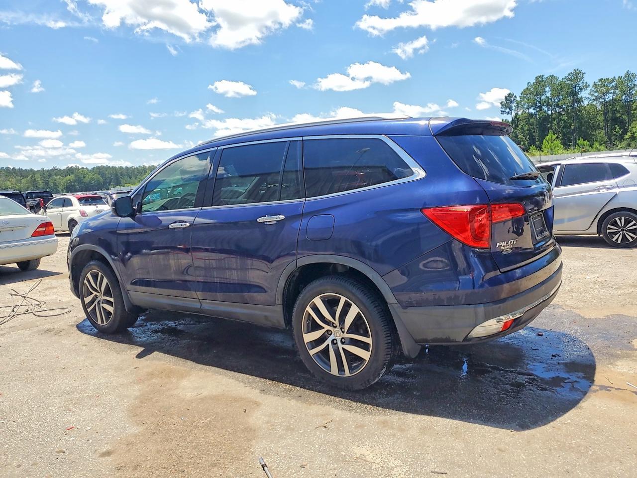 2017 HONDA PILOT — фото 2