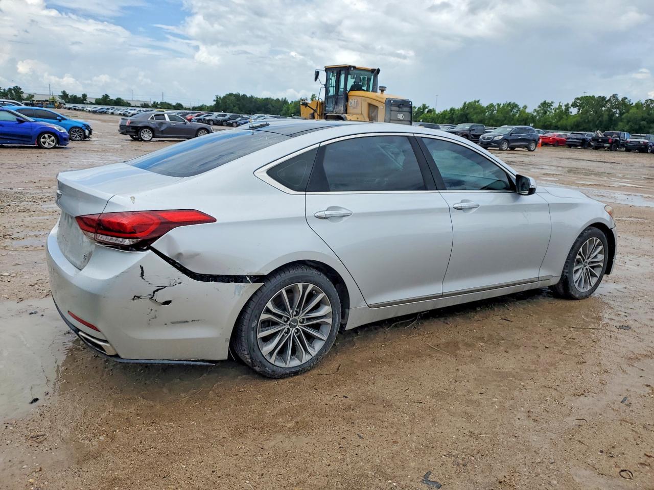 HYUNDAI GENESIS