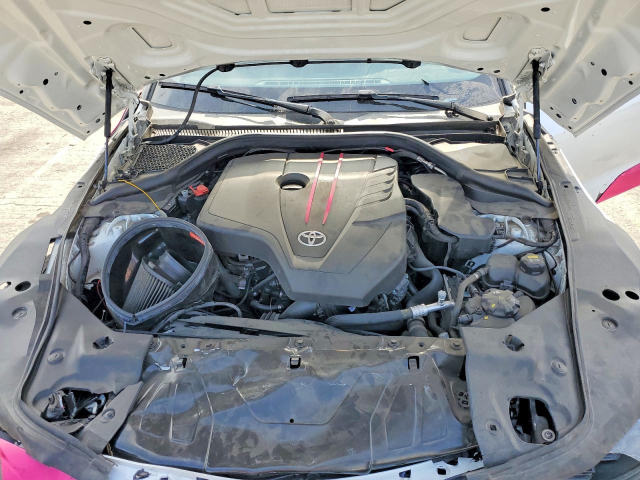 TOYOTA SUPRA