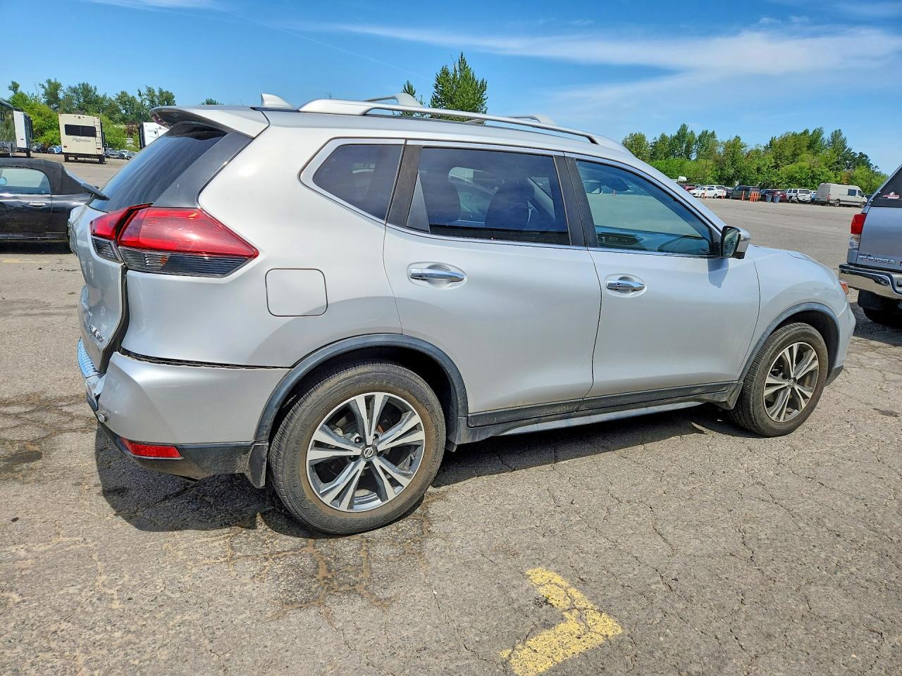 2019 NISSAN ROGUE — фото 3
